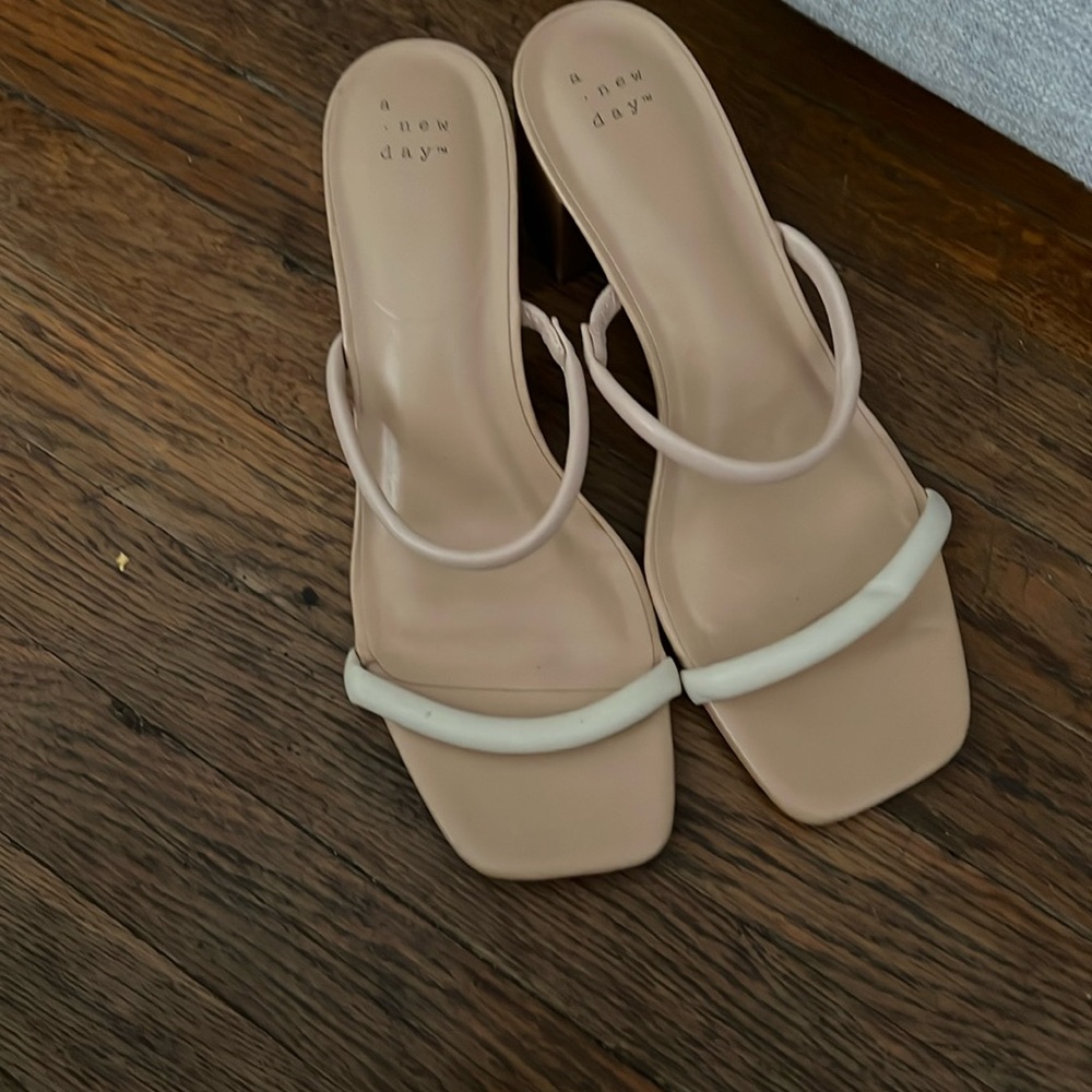 90s squared toe heels